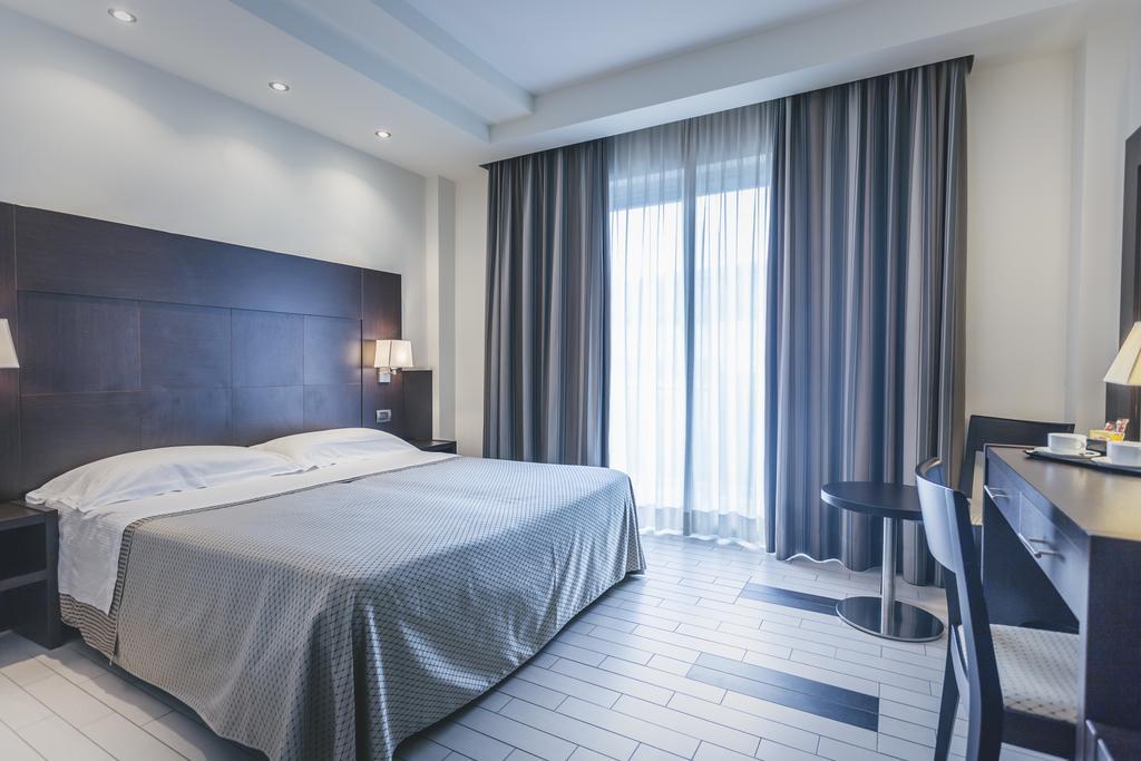 Hotel Principe Residence Васто Экстерьер фото