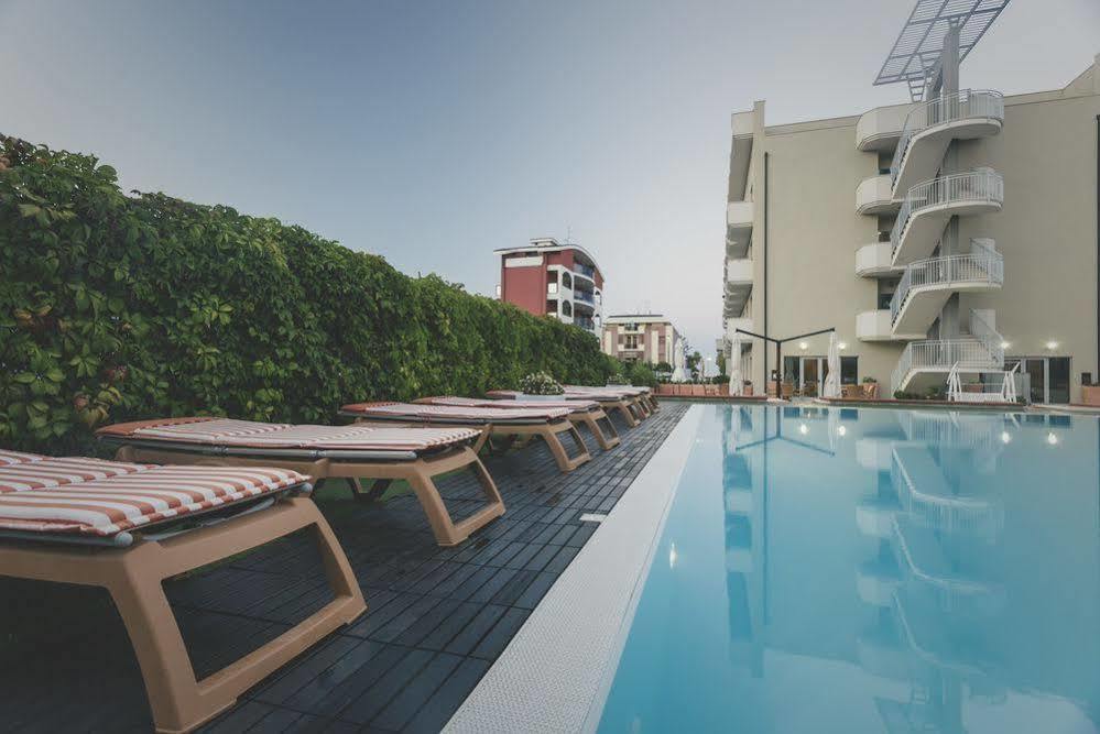 Hotel Principe Residence Васто Экстерьер фото