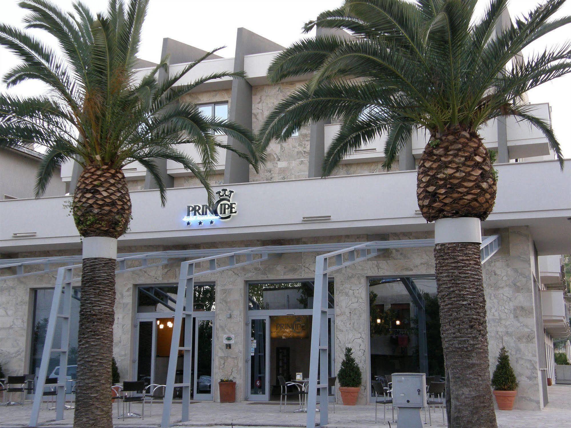 Hotel Principe Residence Васто Экстерьер фото