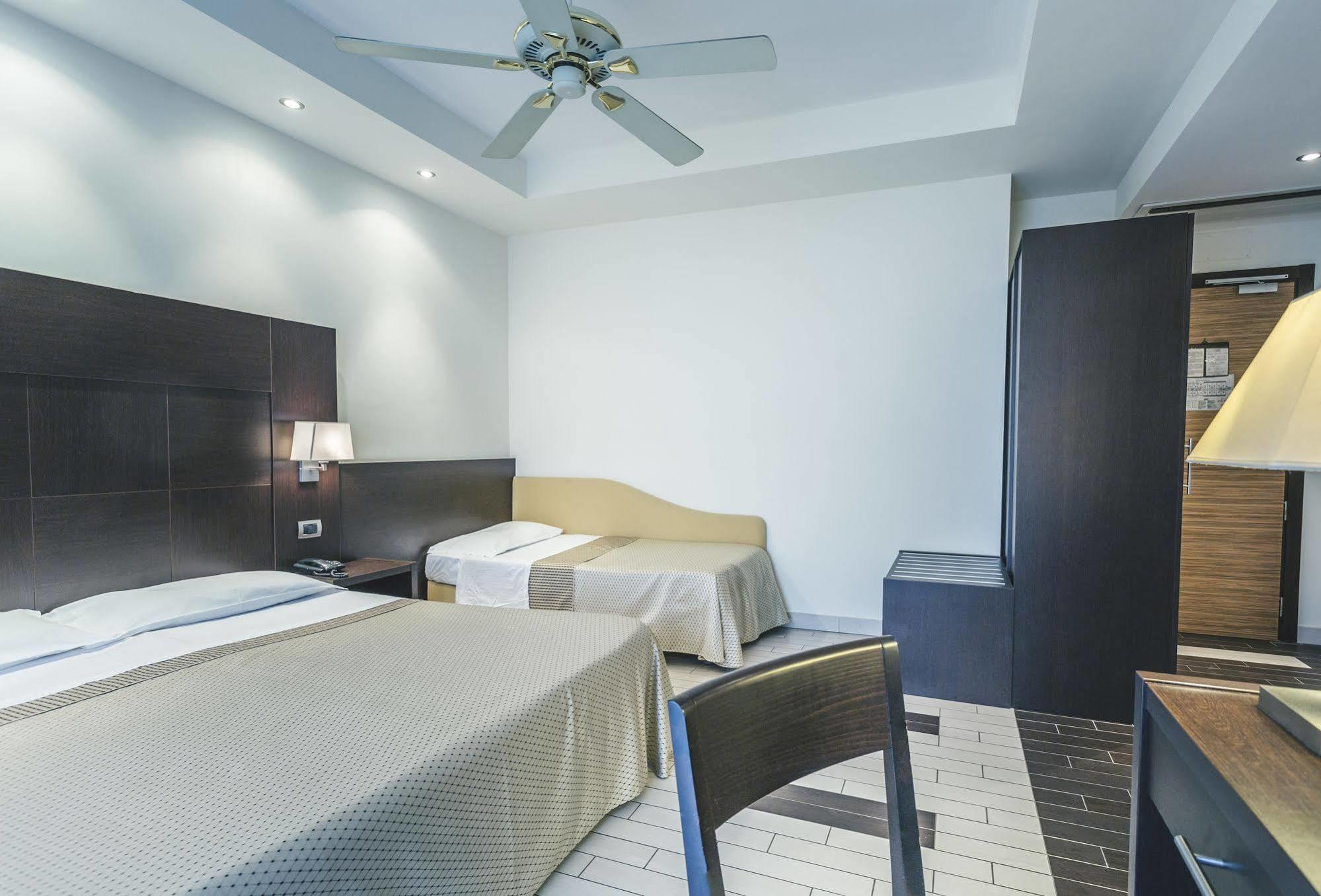 Hotel Principe Residence Васто Экстерьер фото